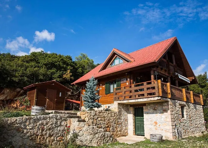 Regina * Paradisi (Corinthia)